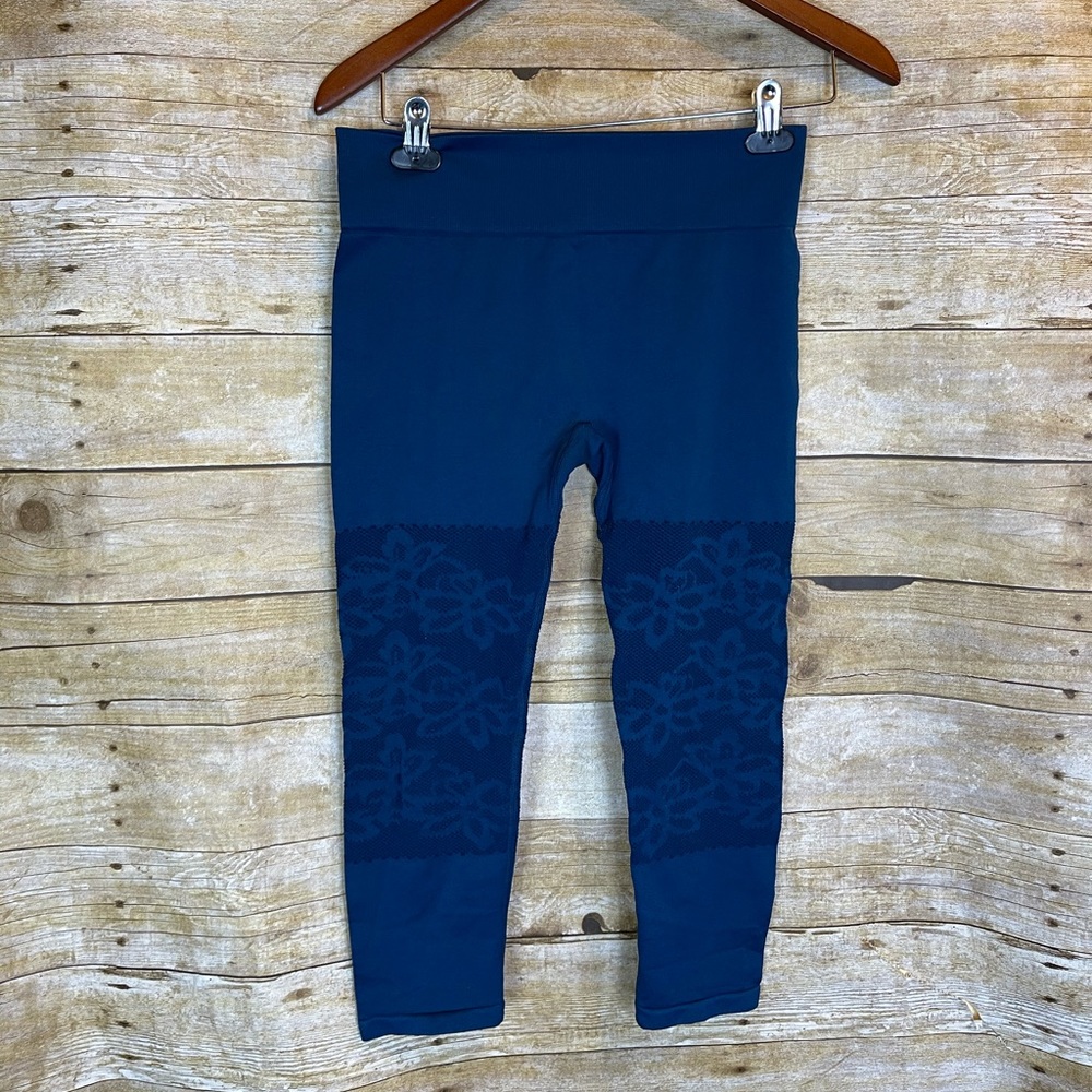 Fabletics cropped leggings 🛍